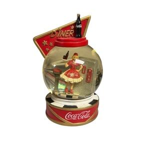Coca Cola Diner Glitter Globe
